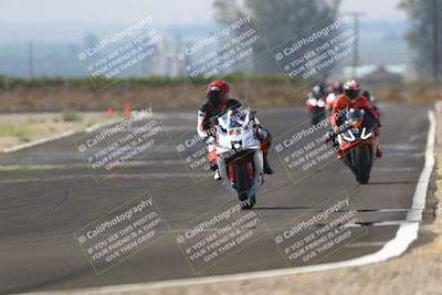 media/Sep-20-2025-TrackDaz (Sat) [[27f0cde673]]/A Group/2pm (Turn 9)/